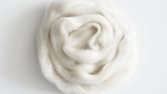 Piece of fabric that implicates the chosen material like Tencel, Seacell and Roica